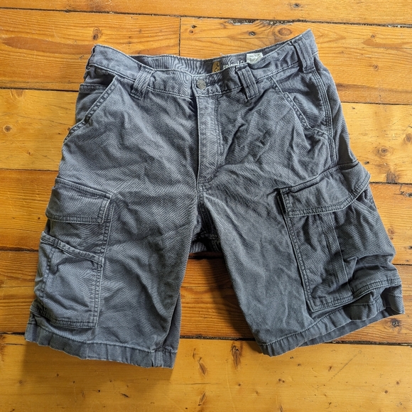 Carhartt Shorts - Picture 2 of 4